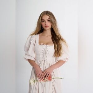 Selkie NWT Lickety Split Soft Corset M 

Size sold out online!